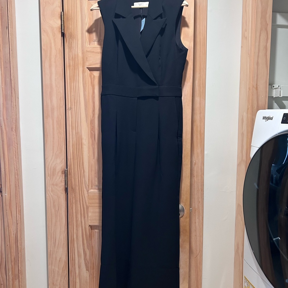 Black Sleeveless Jumpsuit